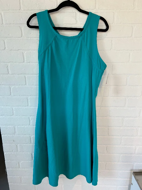 Green Athletic Dress Mountain Hardwear, Size Xl Preppy unclassified dresses