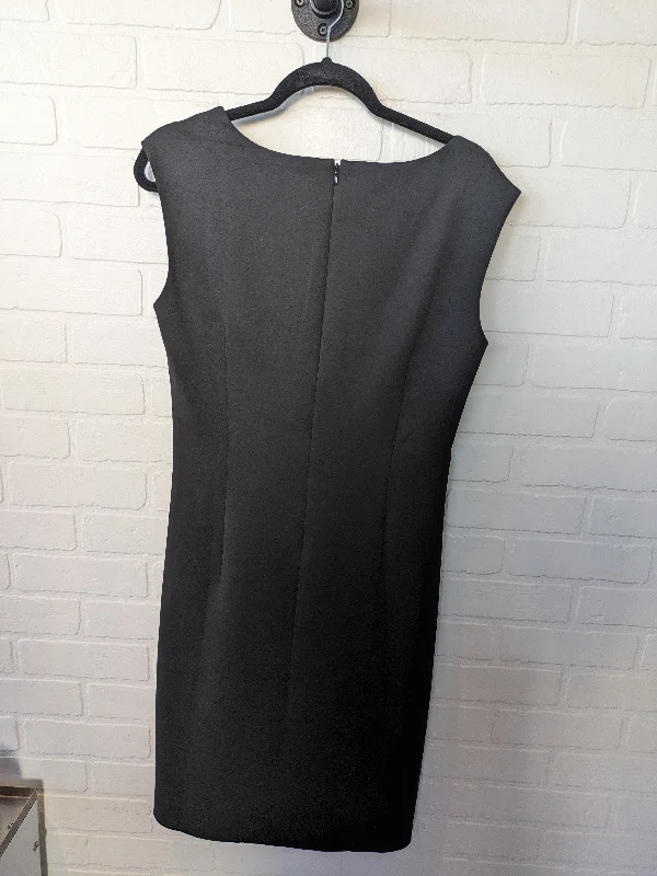 Dress Work By White House Black Market  Size: M Chic unclassified dresses