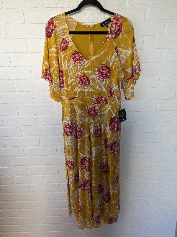 Yellow Jumpsuit Lulus, Size M Monochrome unclassified dresses